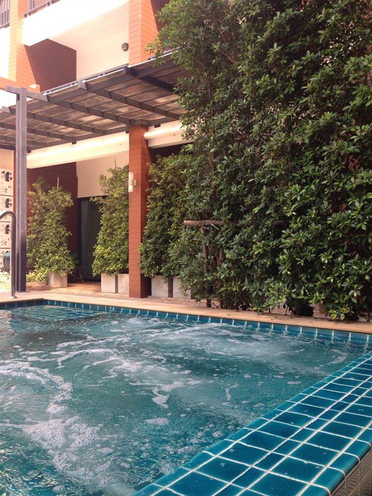 Chitra Suite Pattaya Exterior foto